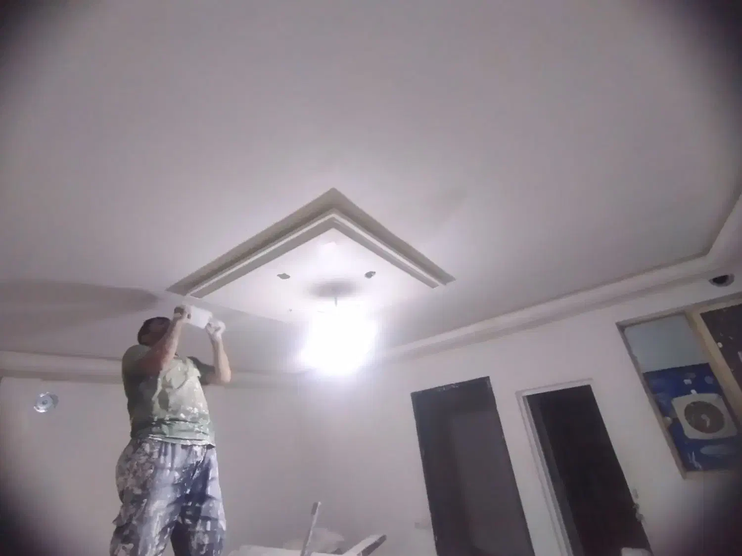 گچکاری لکه گیری ابزار|خدمات پیشه و مهارت|بومهن, |دیوار