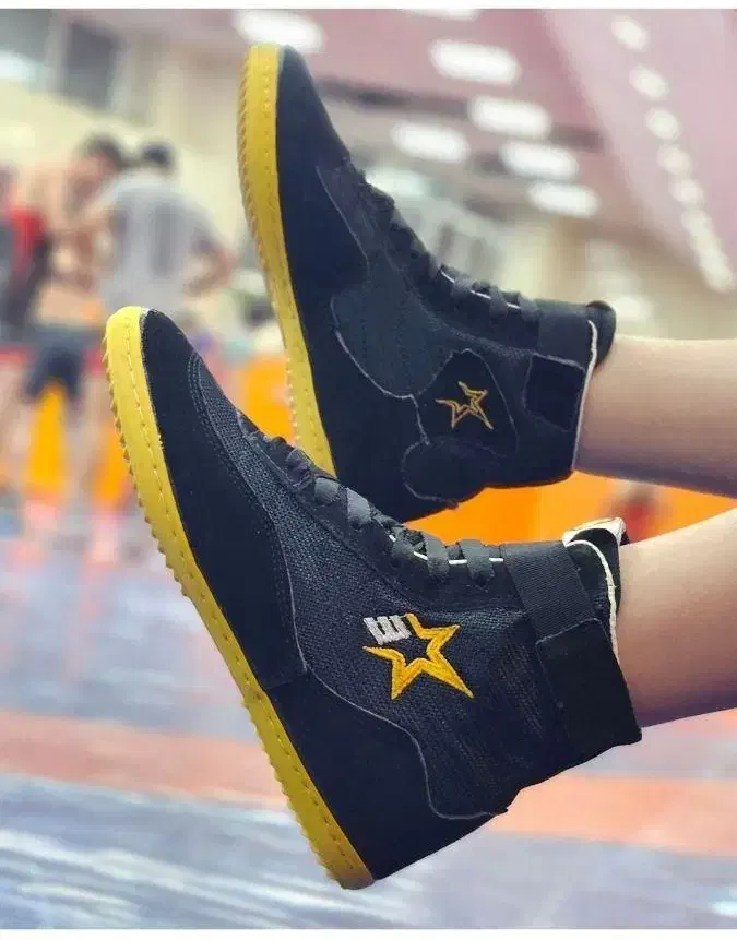 کفش کشتی با ضمانت کتبی|کیف، کفش، کمربند|باسمنج, |دیوار