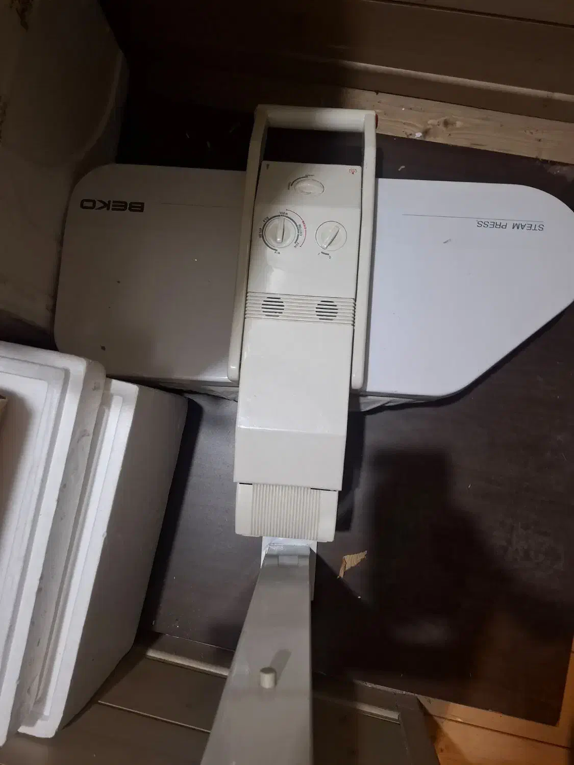 اتو BEKO|اتو و لوازم اتو|تهران, مهران (سیدخندان)|دیوار