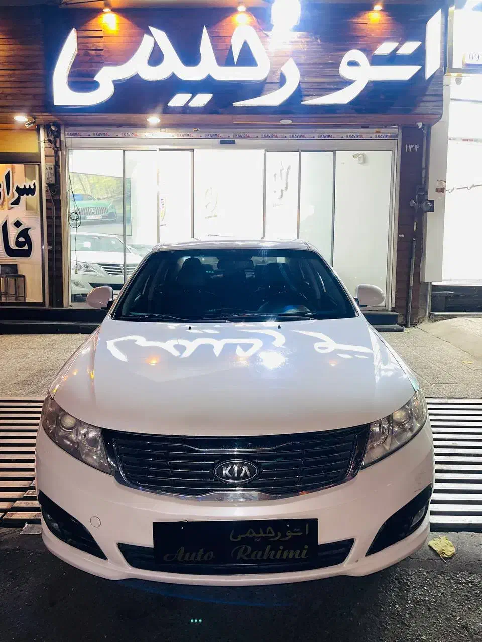 کیا آپتیما مدل ۲۰۱۰ ( نقد و اقساط)|خودرو سواری و وانت|تهران, نیروی دریایی|دیوار