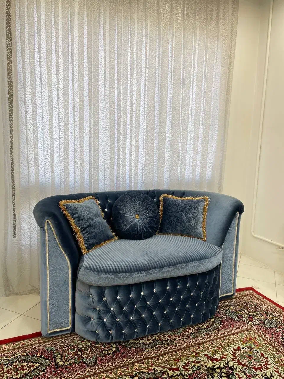 مبل نیم ست ۴ نفره|مبلمان خانگی و میز عسلی|مشهد, حسابی جنوبی (شهرک غرب)|دیوار