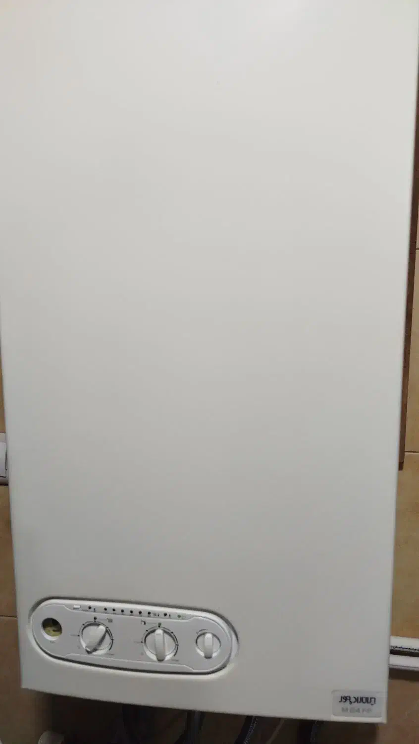 پکیج ۲۴هزار ایران رادیاتور بلوک برنجی|آبگرمکن، پکیج، شوفاژ|شهریار, شهرک وائین|دیوار