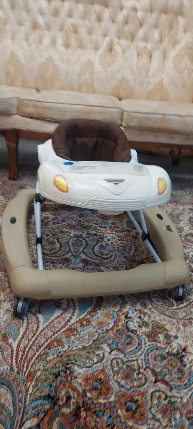 روروئک|کالسکه و لوازم جانبی|گرگان, |دیوار