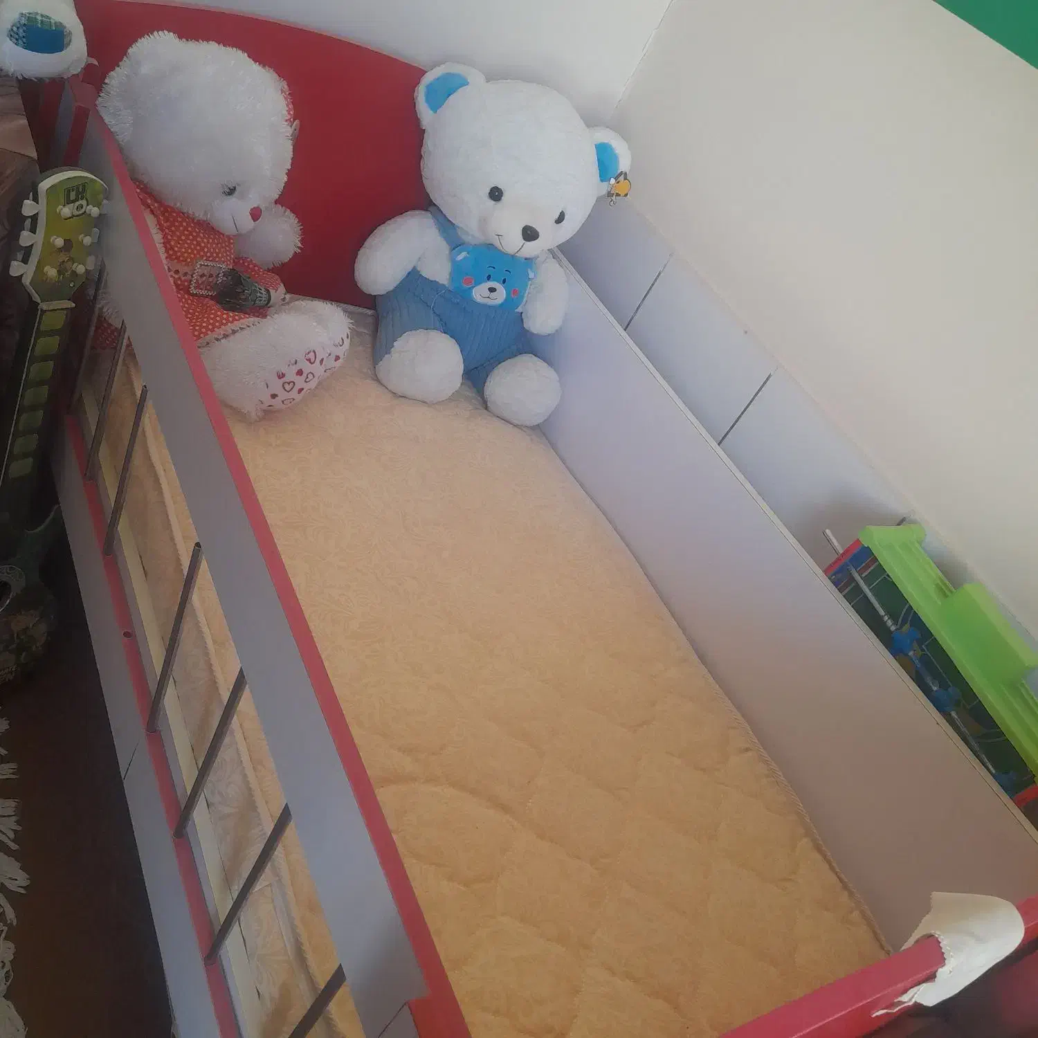 فروش تخت کودک نوجوان با قیمت مناسب|تخت و سرویس خواب|بروجن, |دیوار