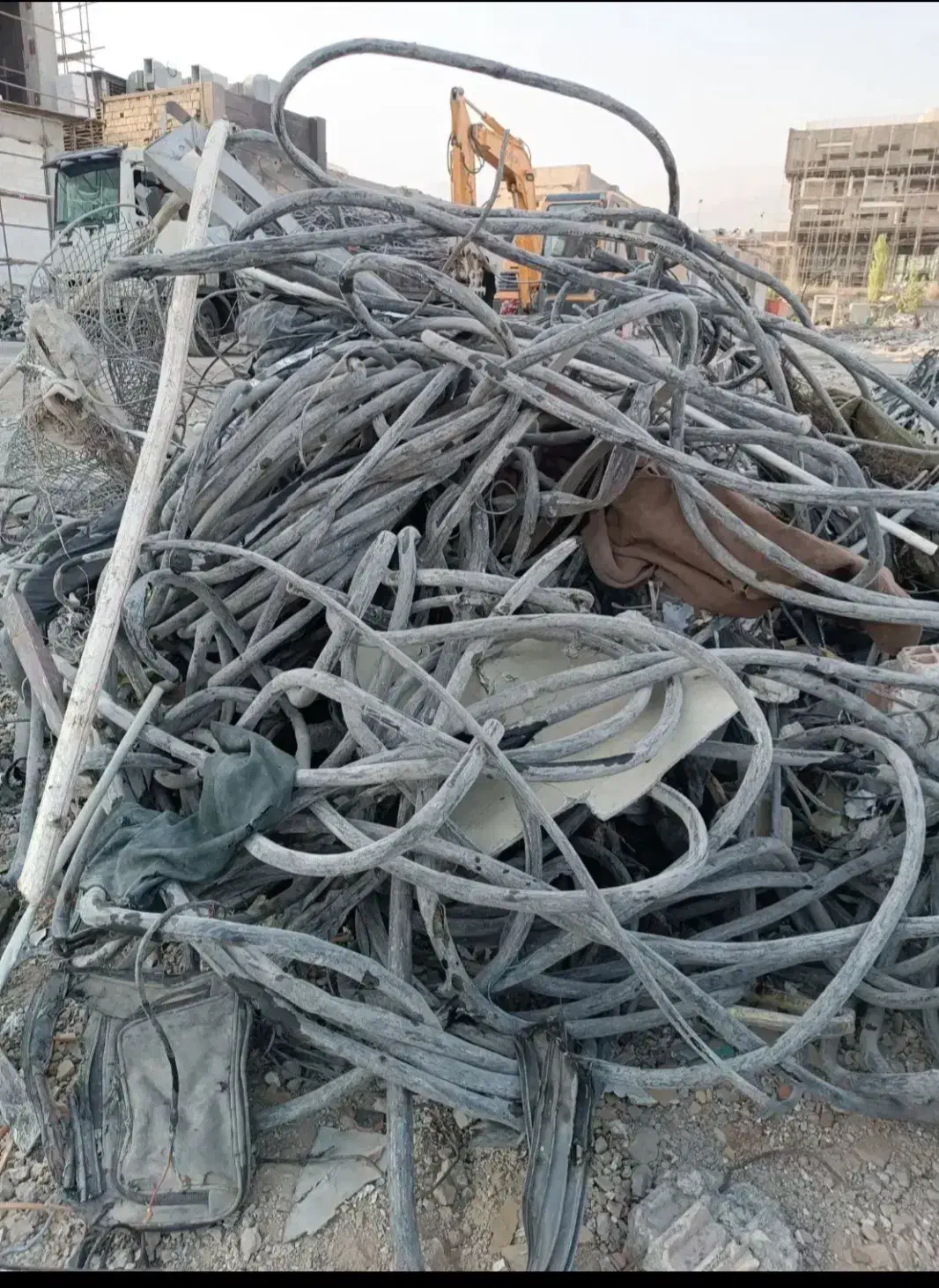 خریدار خریدفروش کابل الومینیومی سیم کابل مسی برنج|عمدهفروشی|تهران, نازیآباد|دیوار