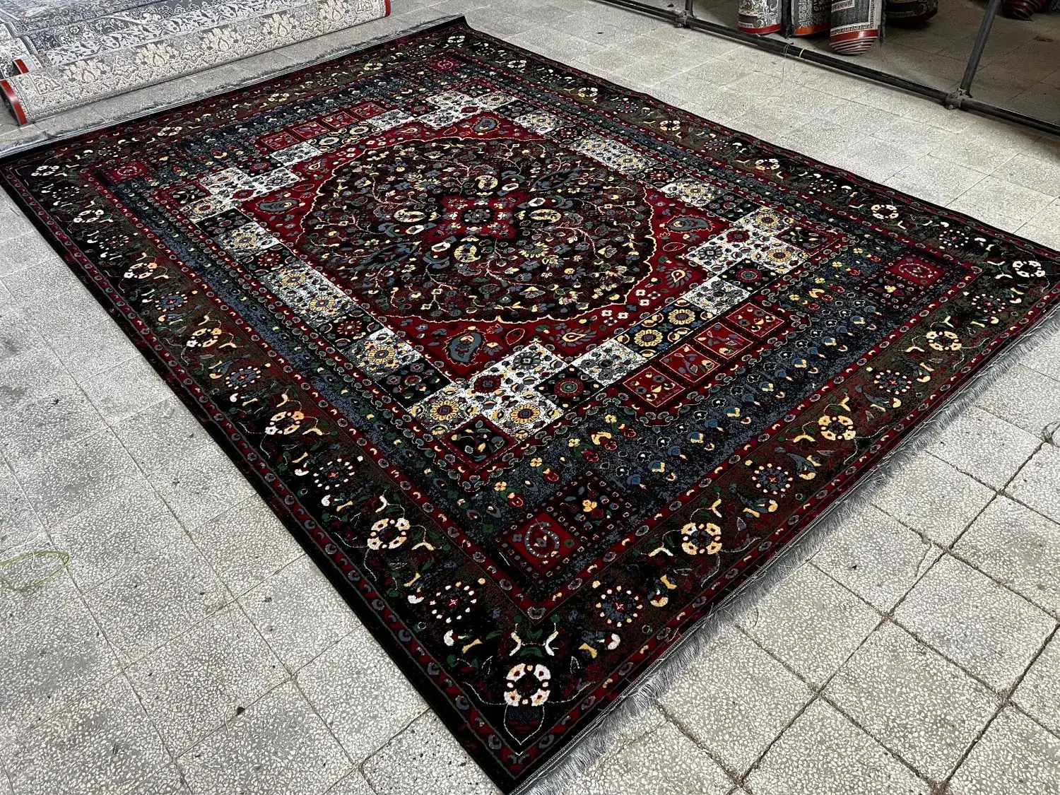 فرشهای۵۰۰و۷۰۰شانه کاشان|فرش|آستانه اشرفیه, |دیوار