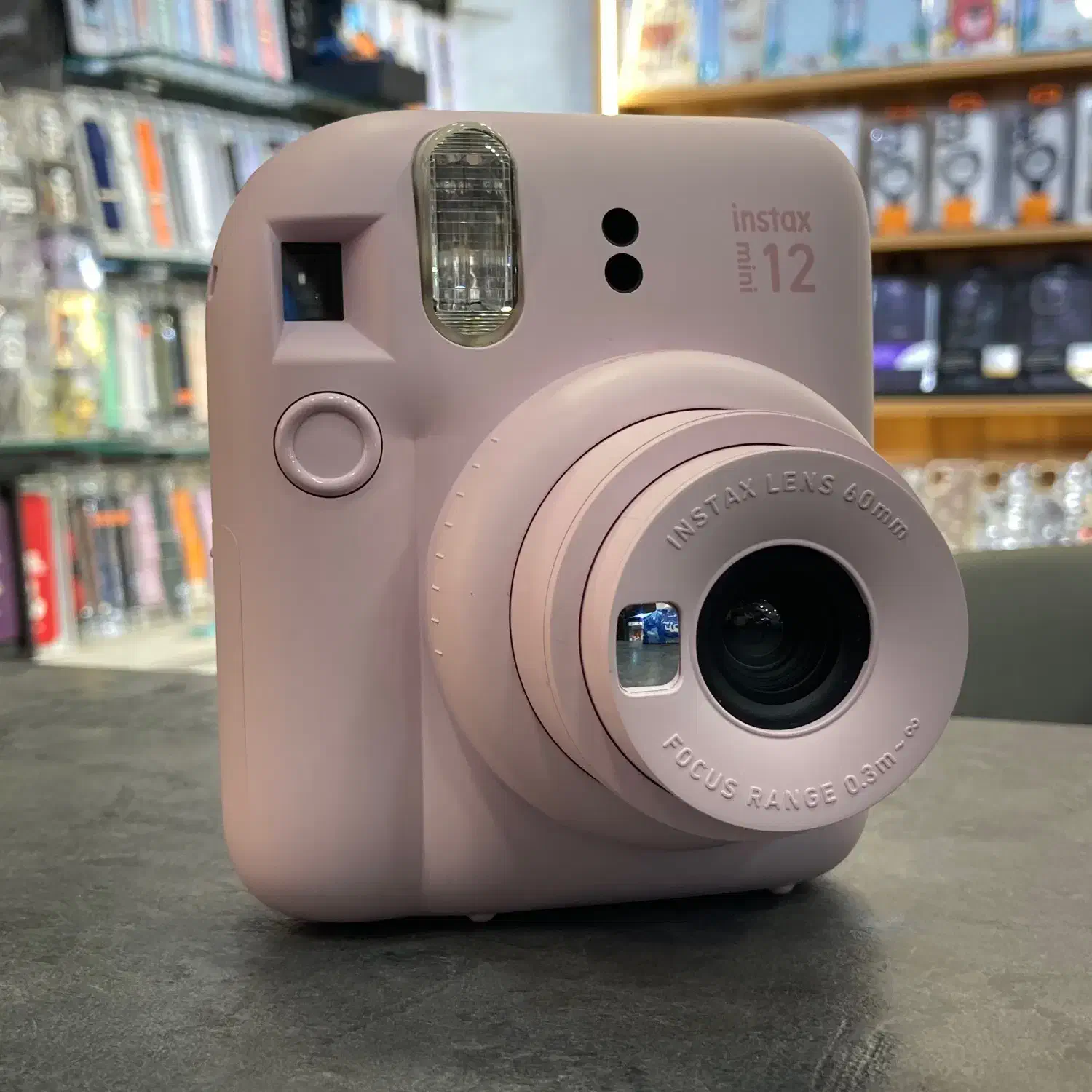 دوربین چاپ فوری instax فقط 10 عکس گرفته|دوربین عکاسی و فیلم‌برداری|قم, زنبیل آباد|دیوار