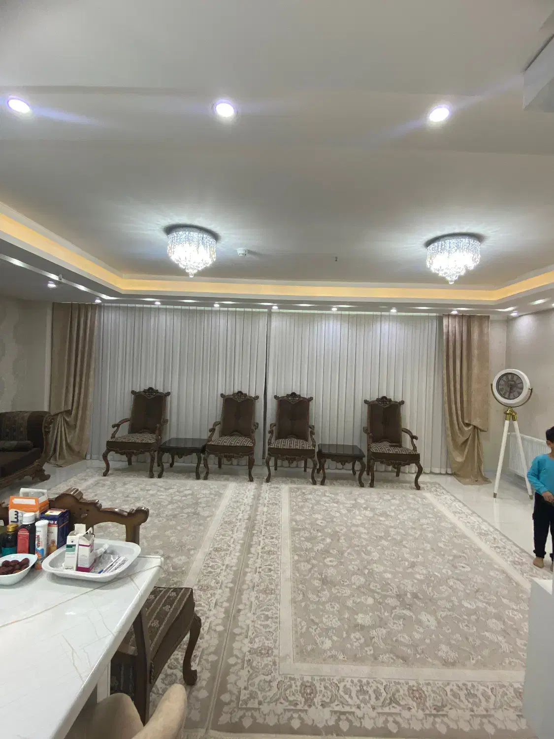 واحد خاص(دکتر ملک)|فروش آپارتمان|فولادشهر, C7|دیوار