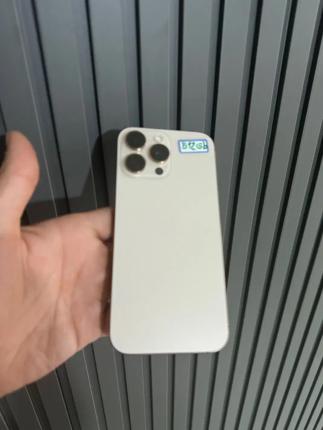 آیفون 16 و 16 مکس، گارانتی‌دار و تمیز|موبایل|شیراز, زند|دیوار