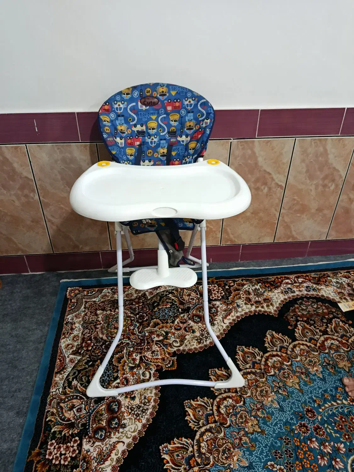 صندلی غذا کودک|تخت و صندلی بچه|خرم‌آباد, |دیوار