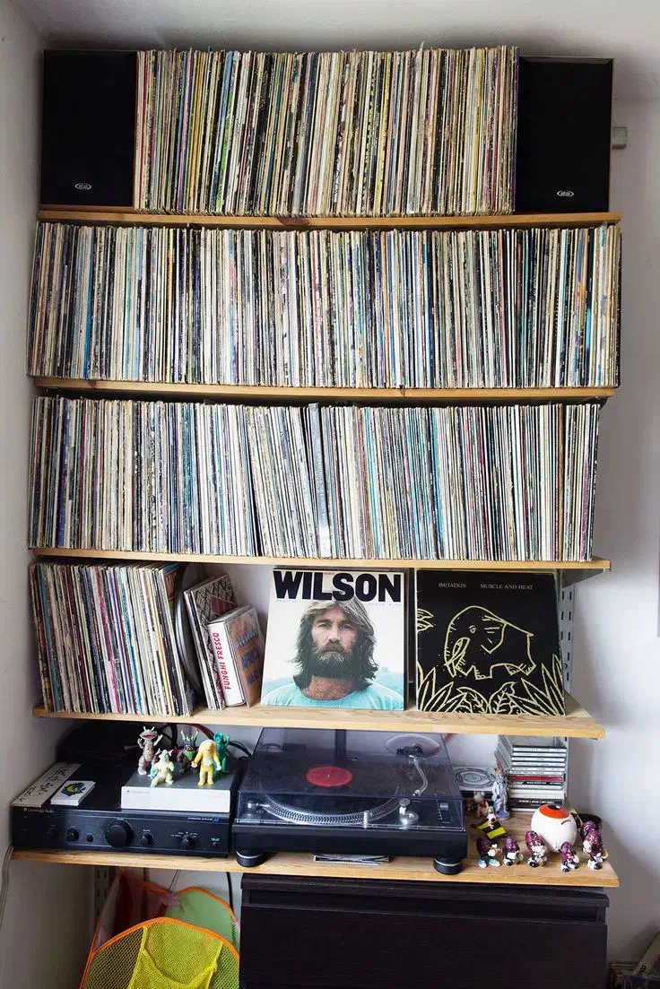 صفحه‌های کلکسیونی برای فروش خرید رکوردهای ارزشمند|کلکسیون اشیاء عتیقه|تهران, اکباتان|دیوار