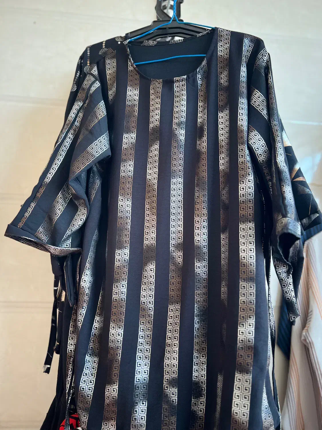 کادویی روزمادر و روز زن|لباس|بناب, |دیوار