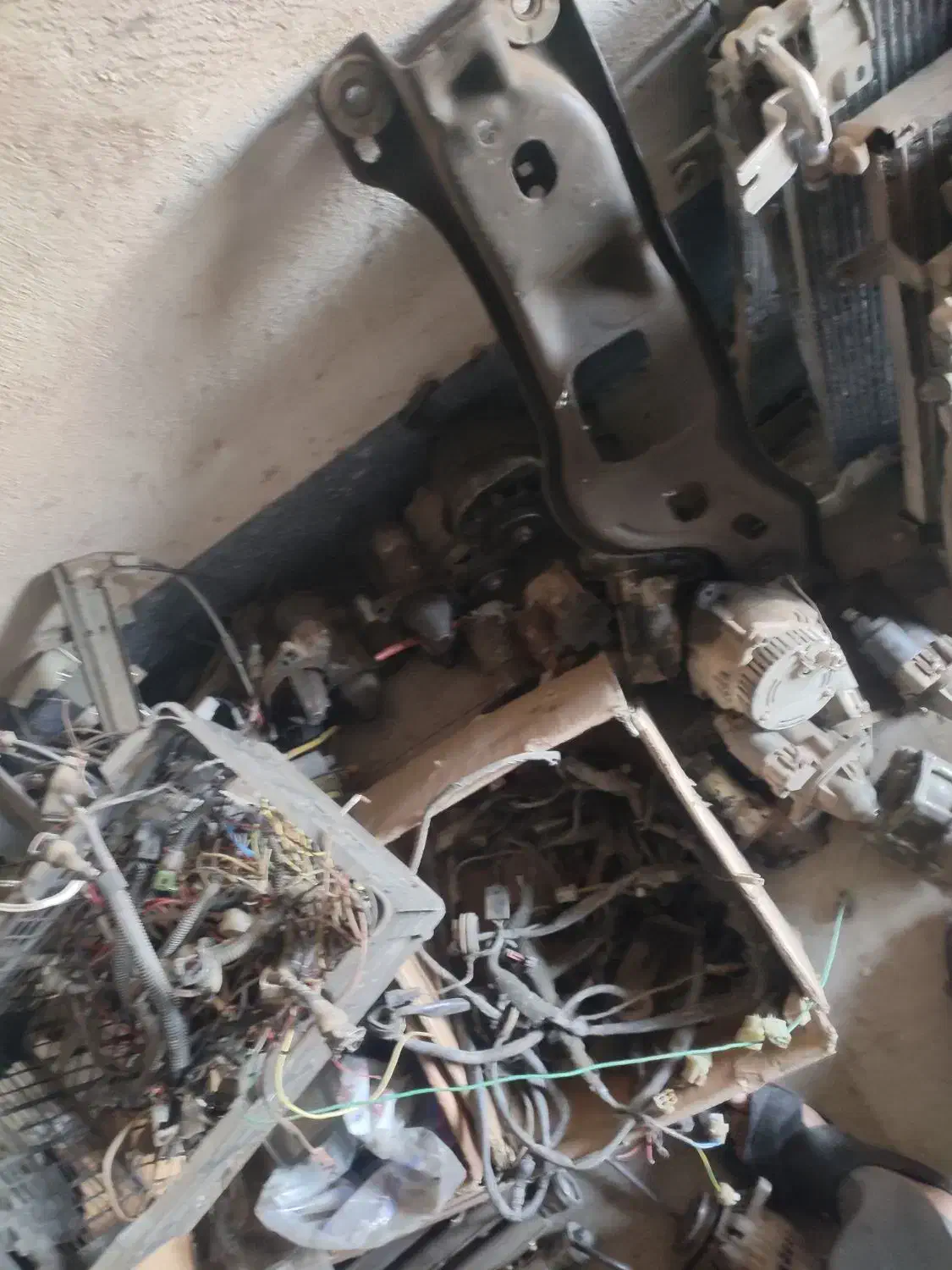 انواع دینام و استارت پیکان وپراید|قطعات یدکی و لوازم جانبی|زرند, |دیوار