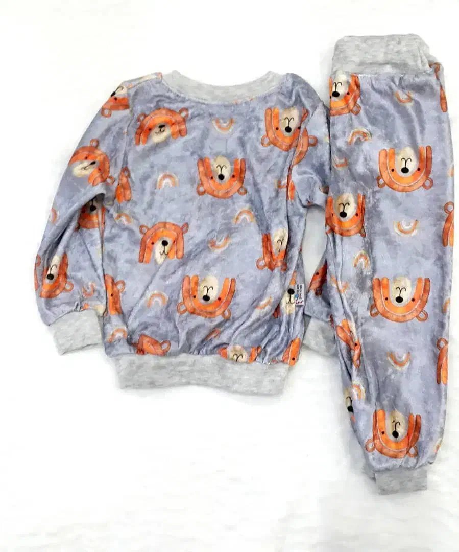 از تولیدی خرید کنید|کفش و لباس بچه|گرگان, |دیوار