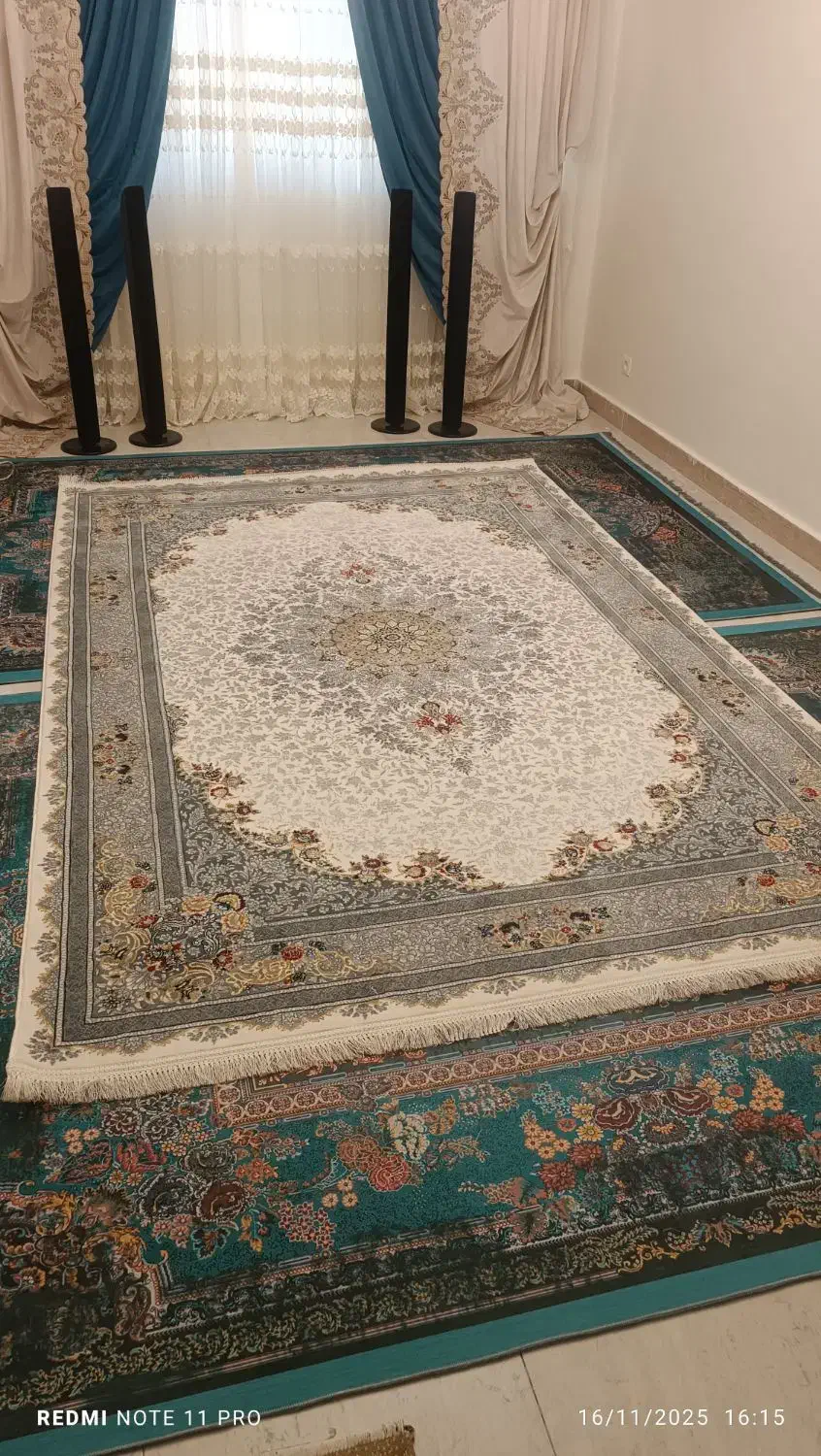 فرش 6 متری ۷۰۰ شانه ۲۵۵۰ نو|فرش|پردیس, فاز ۱|دیوار