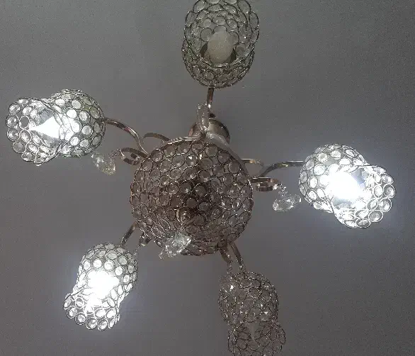 لوستر کریستال|لوستر و چراغ آویز|قم, نخودی|دیوار