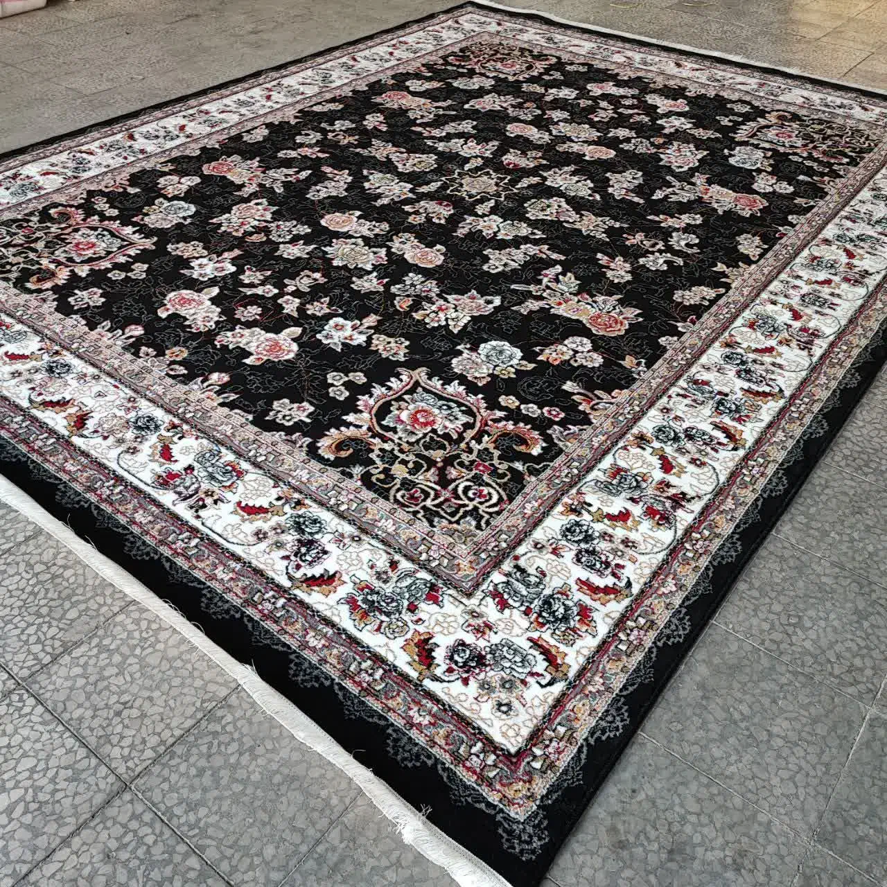 جدیدترین فرش‌های ۷۰۰شانه کاشان|فرش|کوهدشت, |دیوار