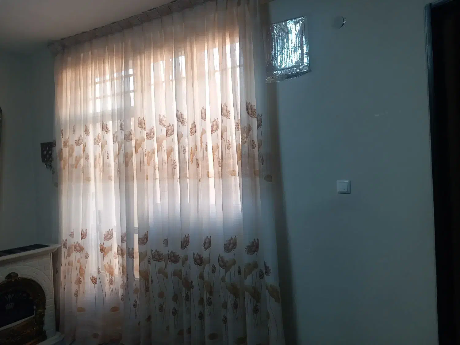 پرده کرم قهوه‌ای زیبا|پرده، رانر، رومیزی|کرج, اسلام‌آباد|دیوار