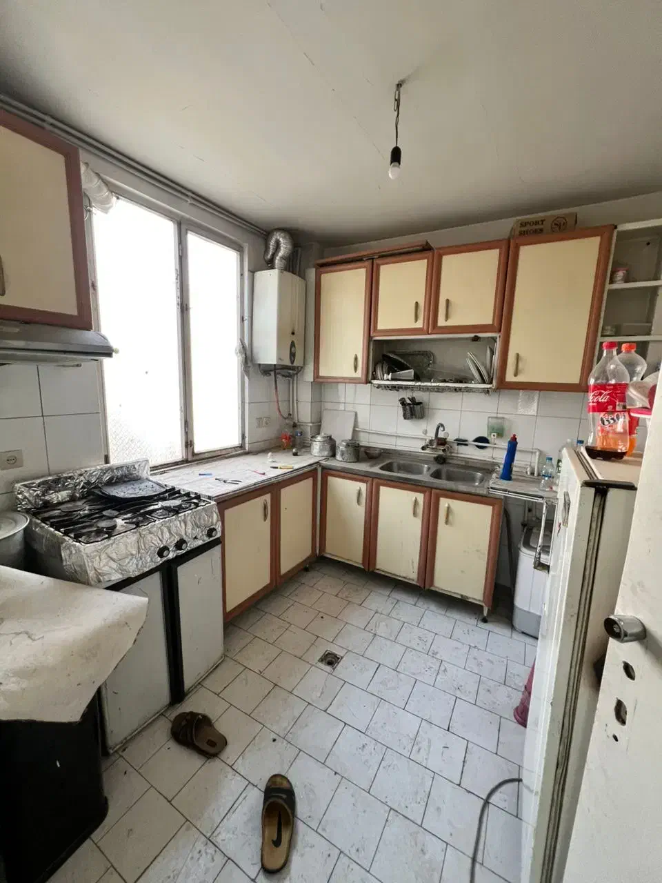 اجاره مسکونی-خیایان لرزاده-۵۳ متری