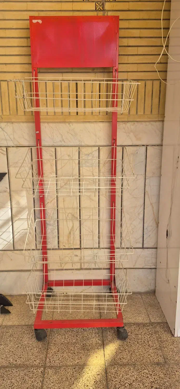 فروش تجهیزات کامل فروشگاهی تخفیف عالی|فروشگاه و مغازه|نجفآباد, باهنر|دیوار