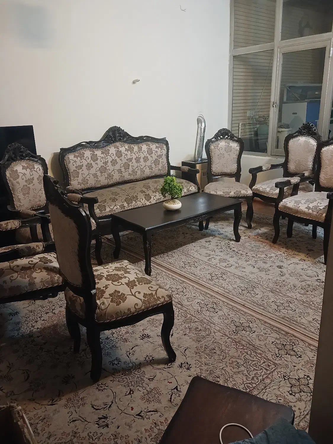 مبل|مبلمان خانگی و میز عسلی|اصفهان, مفتح|دیوار