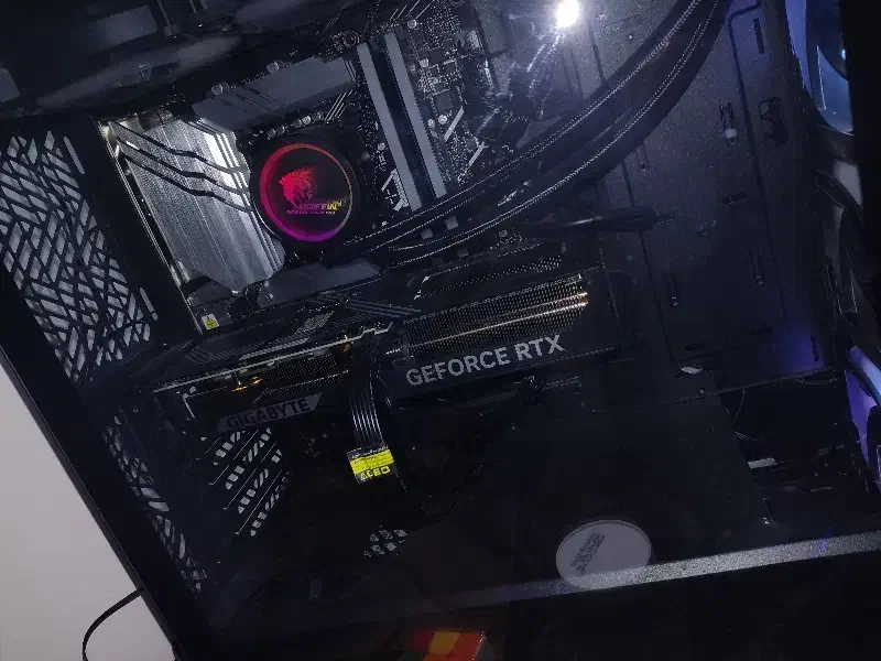 کیس گیمینگ با گرافیک 5070|رایانه رومیزی|شیراز, شهرک فرهنگیان|دیوار