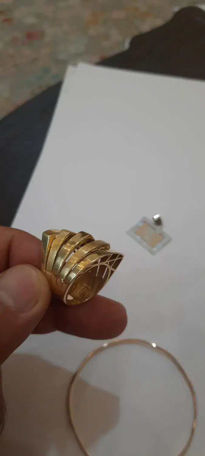 طلا در حد نو دستبند تکپوش گردنی النگو و پلاک|جواهرات|همدان, |دیوار