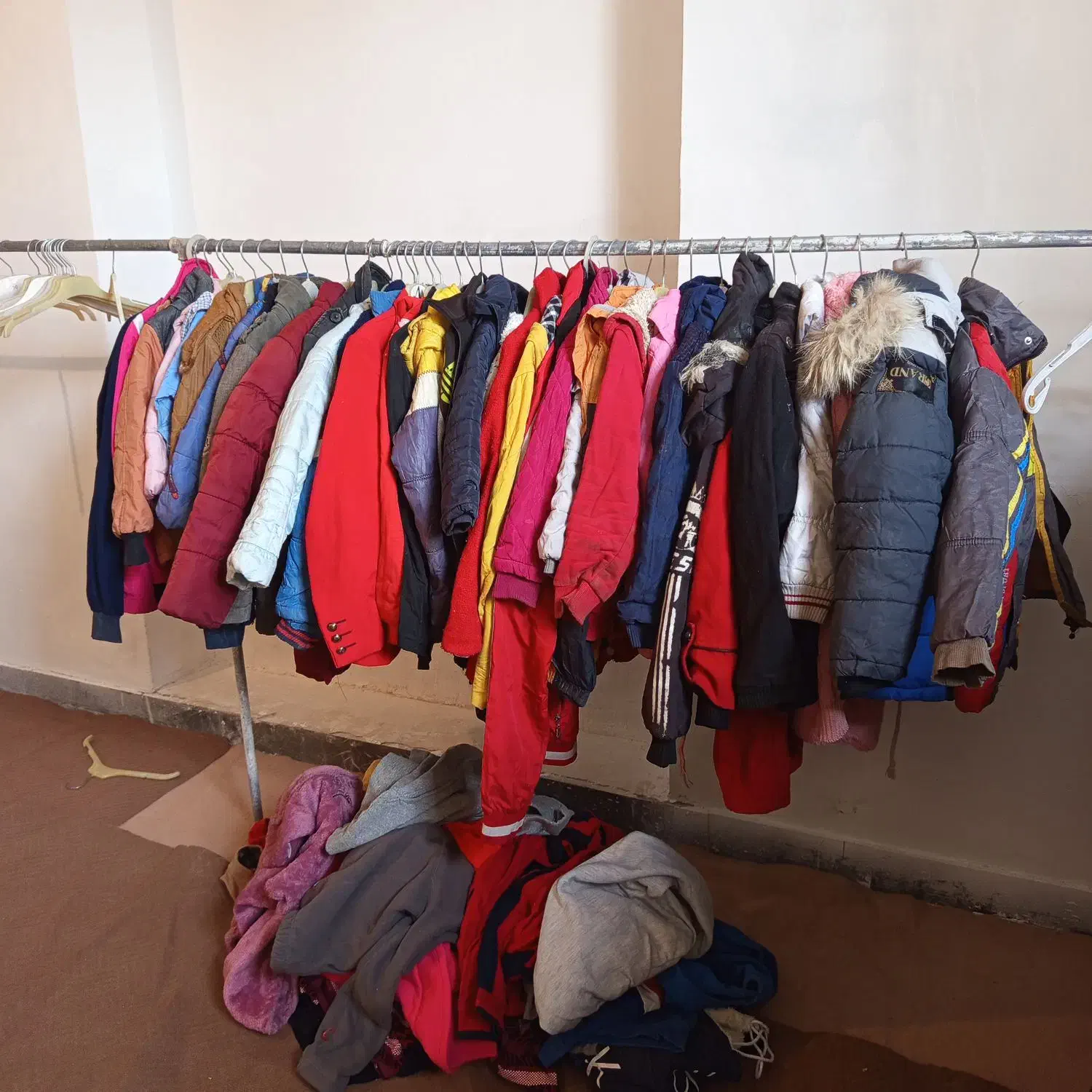 بوتیک لباس دست دو|لباس|زابل, |دیوار