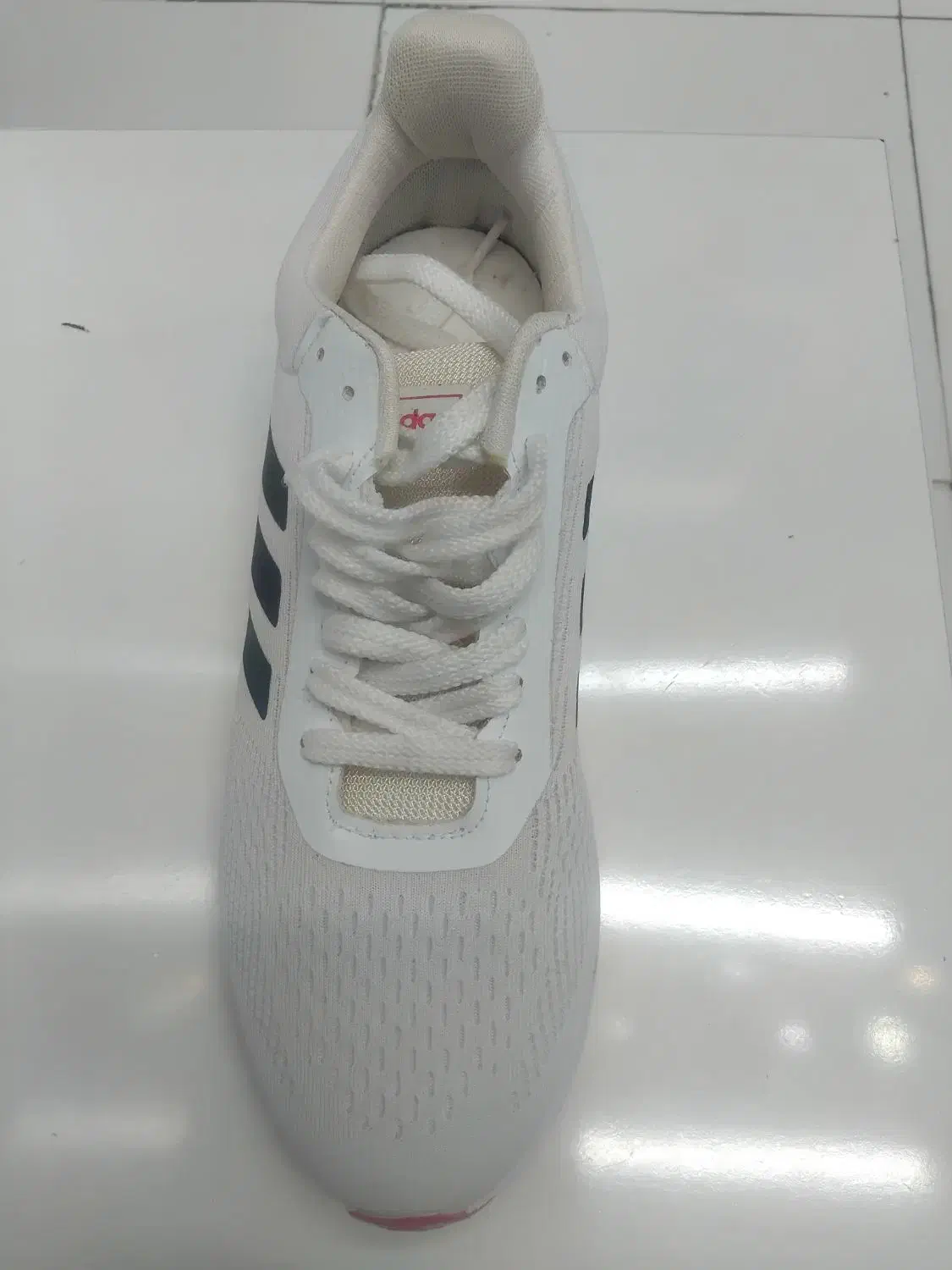 کفش Adidas سبک، شیک، مناسب ورزش و استایل روزمره|کیف، کفش، کمربند|فولادشهر, B1|دیوار