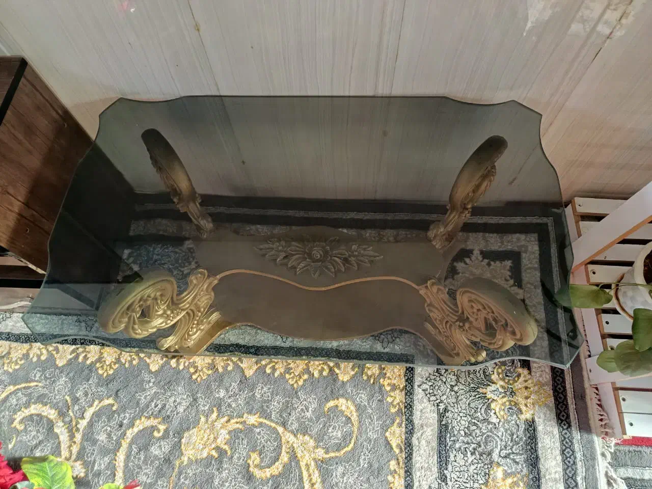 میز سالم و تمیز( مرودشت )|مبلمان خانگی و میز عسلی|مرودشت, ولایت|دیوار