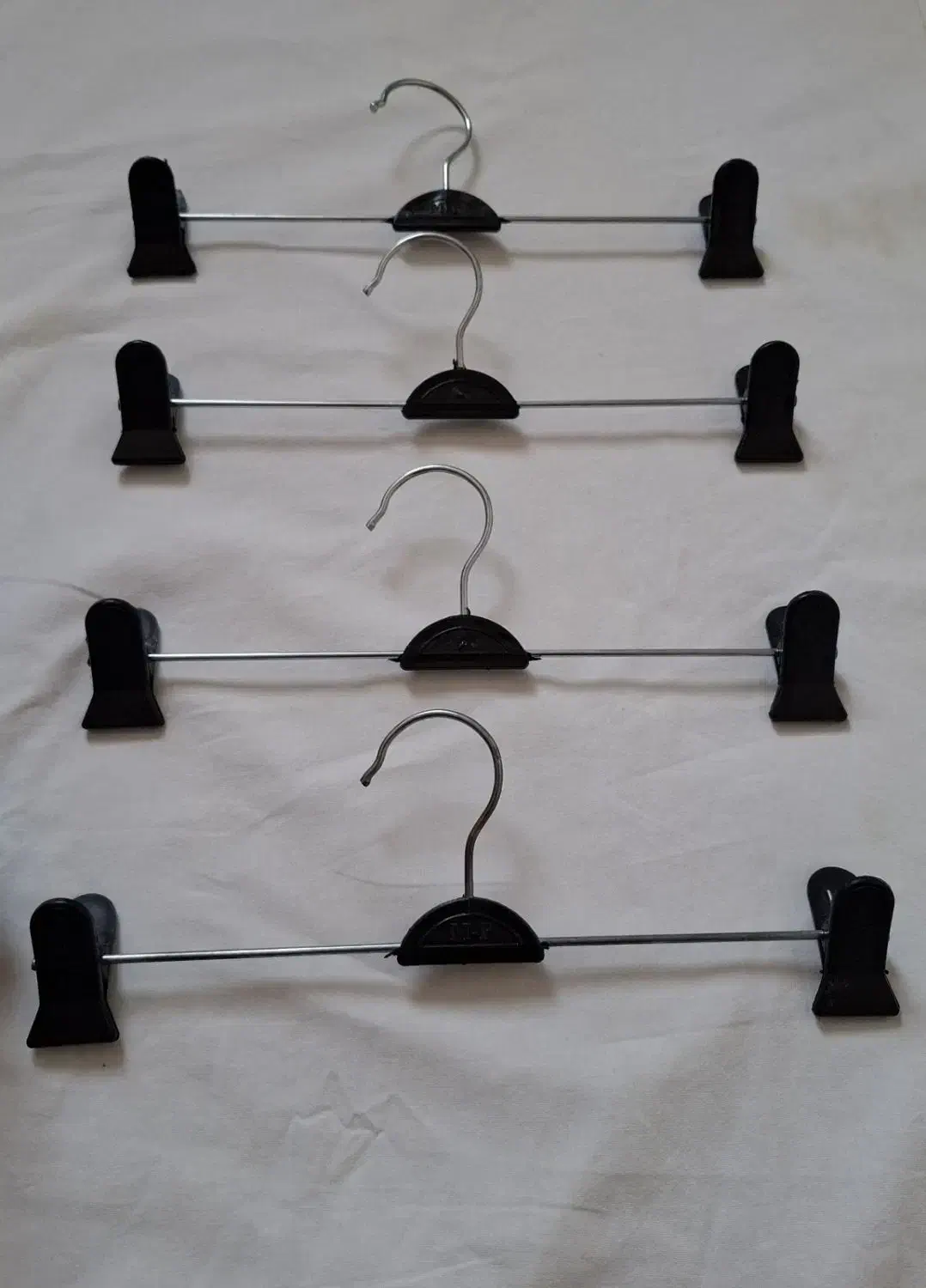 چوب لباسی شلوار دوگیره|بندرخت و رخت‌آویز|ابهر, |دیوار