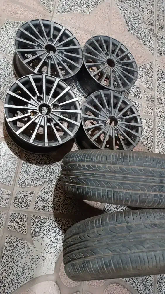 چند تکه یدکی پرایددر بافت|قطعات یدکی و لوازم جانبی|سیرجان, |دیوار