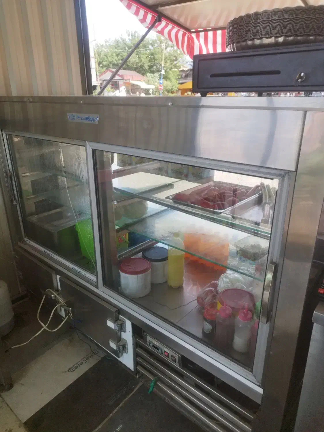 فروش وسایل کامل یا واگذاری فست فود|کافیشاپ و رستوران|سلمانشهر, |دیوار