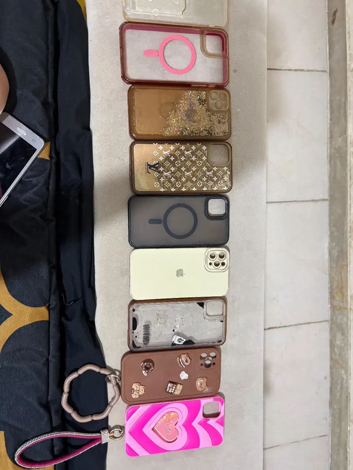 بک کاور ایفون ۱۱ پرومکس|لوازم جانبی موبایل و تبلت|شیراز, زرهی|دیوار