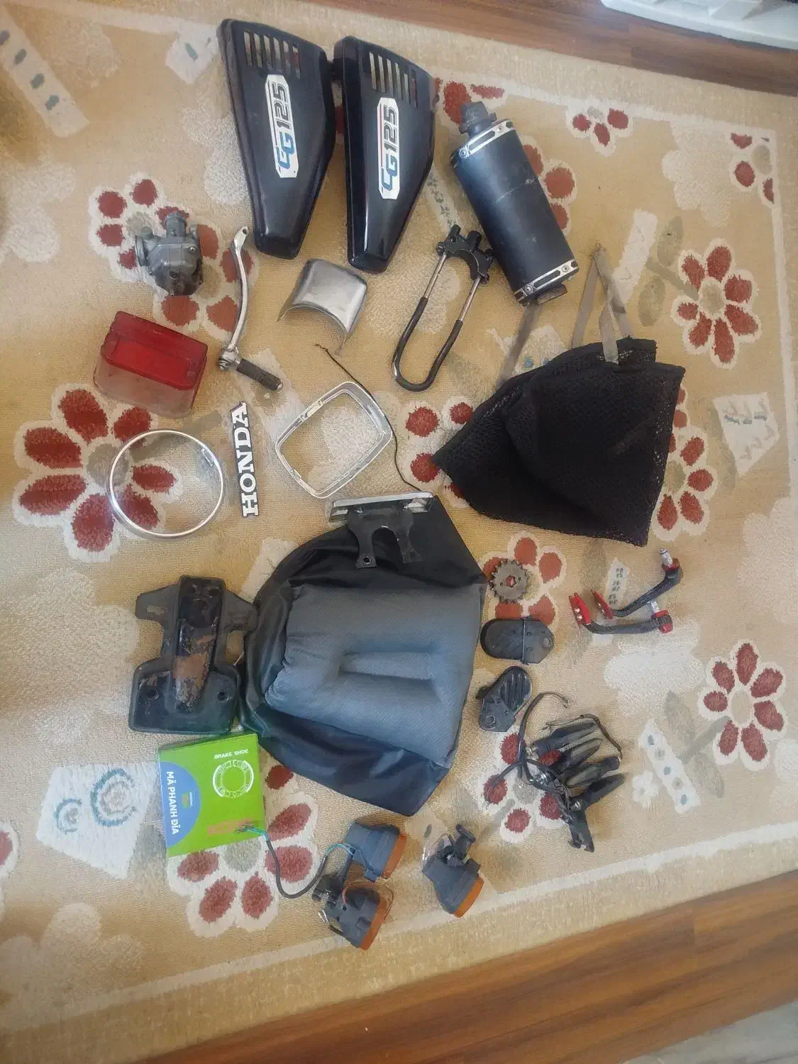 اگزوز راهنما قفل|موتورسیکلت|قم, سراجه (۱۵ خرداد)|دیوار