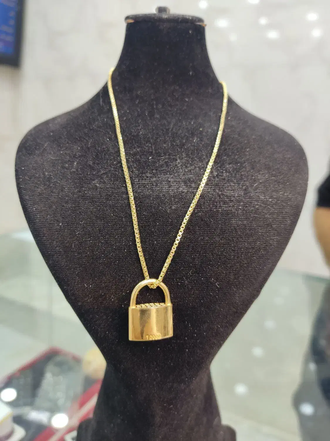 خریدار طلا خرید طلا فروش طلا|جواهرات|شیراز, شاهچراغ|دیوار