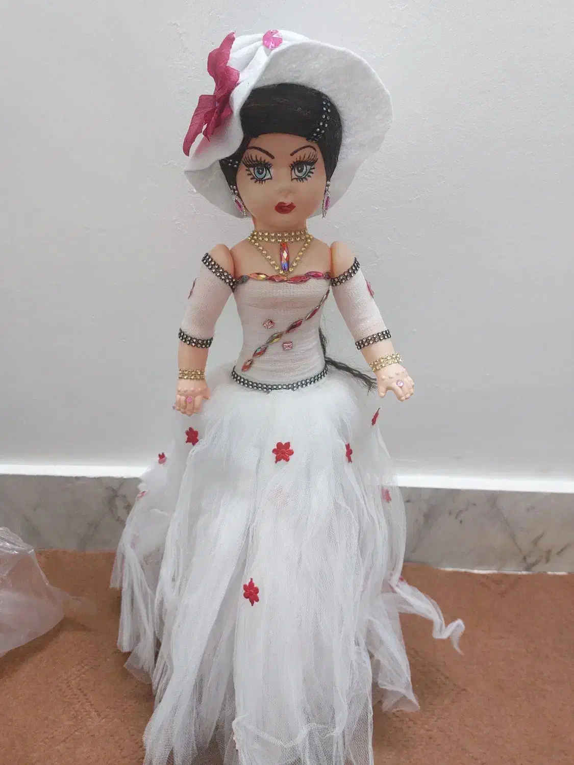 شب خواب|چراغ خواب و آباژور|قم, انسجام|دیوار