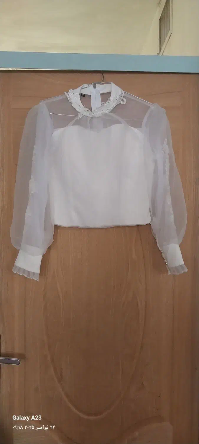 لباس  دخترونه و یک عدد زنانه|لباس|خرم‌آباد, |دیوار