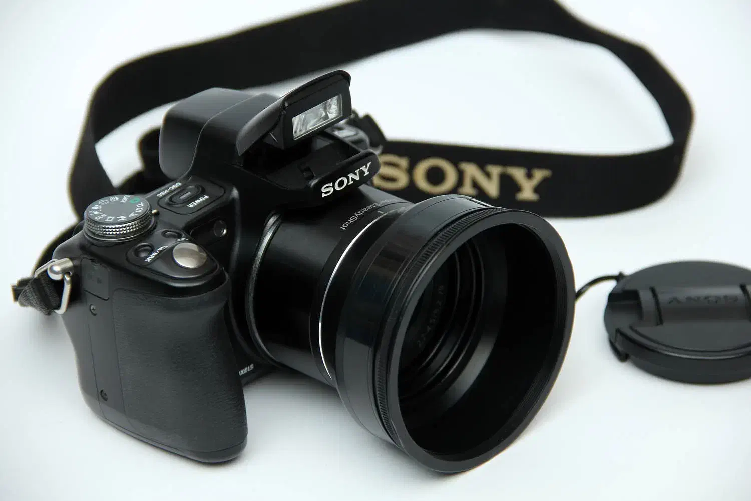 دوربین سونی درحد نو|دوربین عکاسی و فیلمبرداری|سبزوار, کوی بهار|دیوار