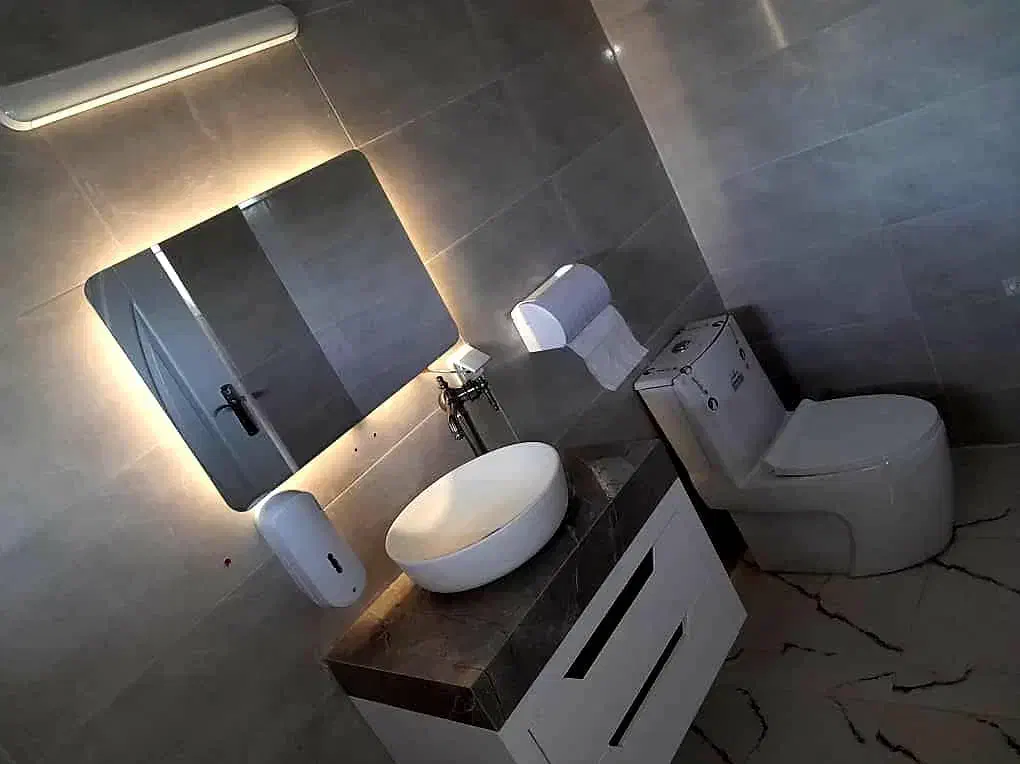 تعمیرات ساختمان بازسازی خانه ویلا. با کمترین قیمت|خدمات پیشه و مهارت|شیراز, بعثت|دیوار