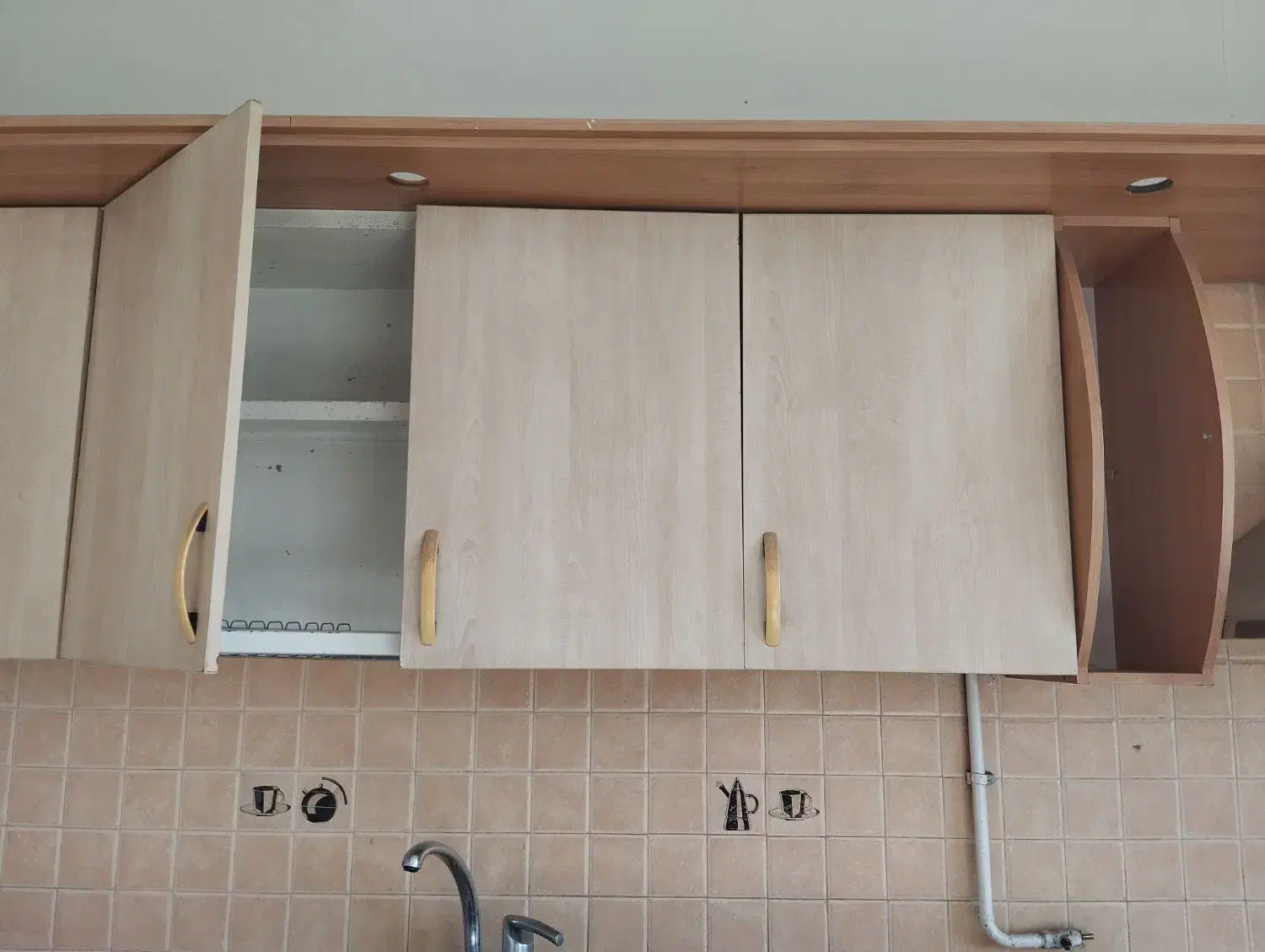 کابینت کار کرده|مصالح و تجهیزات ساختمان|نیشابور, هفده شهریور|دیوار