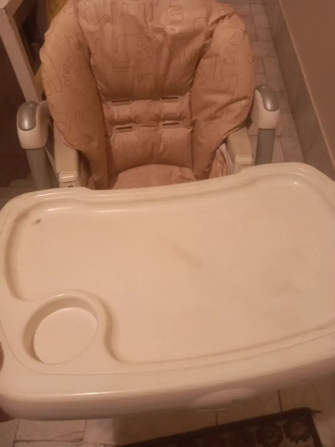 صندلی غذا کودک ایتالیایی|تخت و صندلی بچه|تهران, امیریه|دیوار