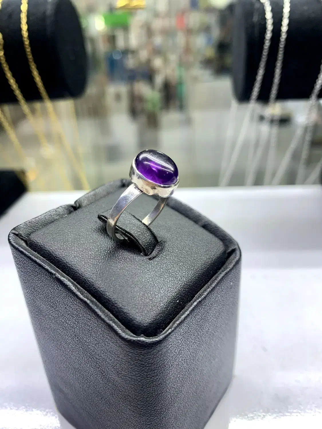 دست‌ساز زنانه|کلکسیون اشیاء عتیقه|ایذه, |دیوار