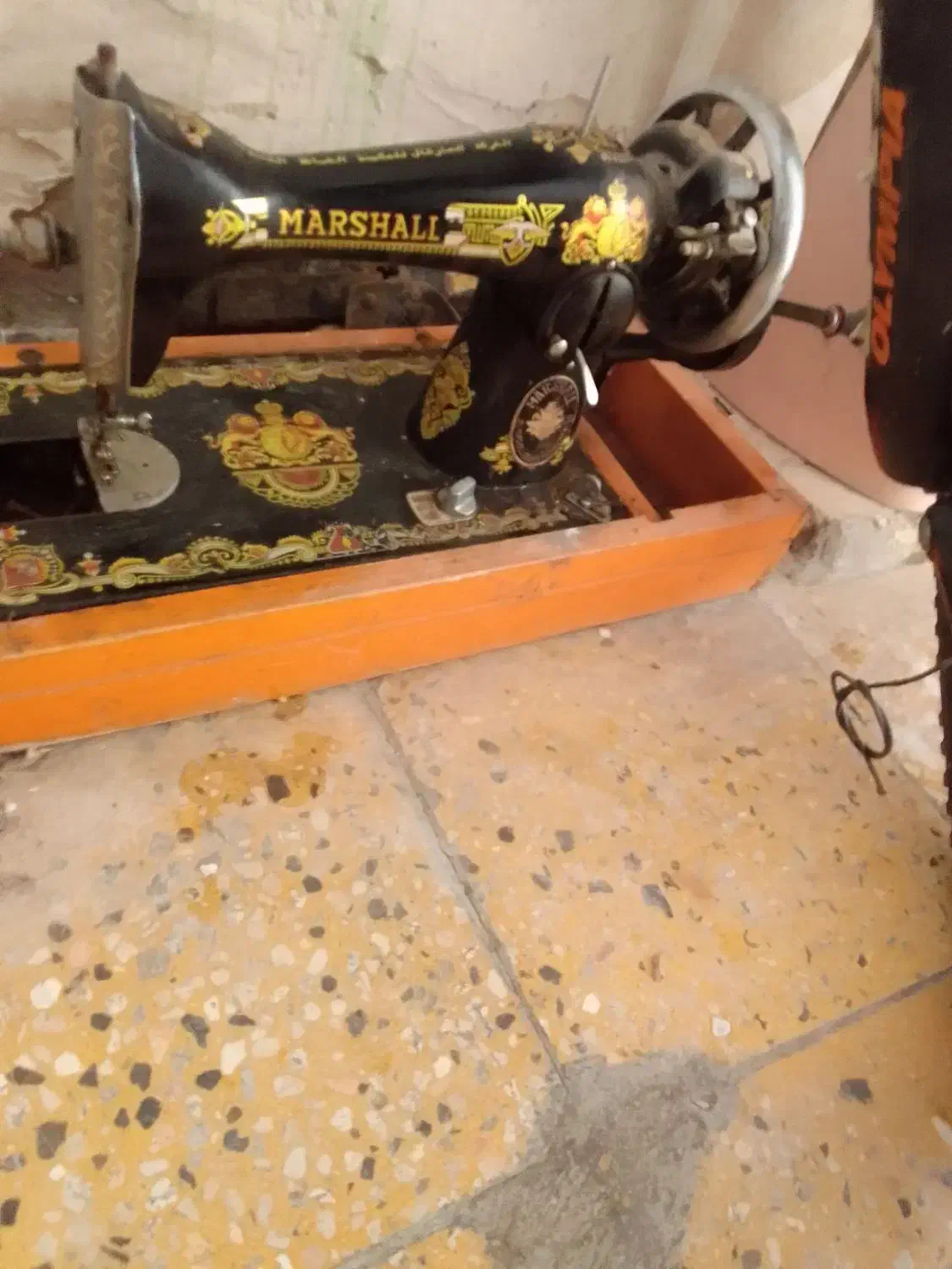 چرخ خیاطی|چرخ خیاطی و ریسندگی|بهبهان, |دیوار