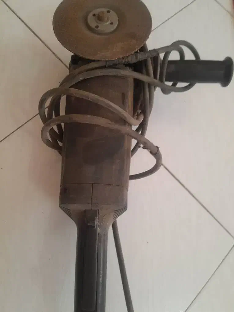 فرز اصلی بوش آلمان به همراه یک عدد گیره آهنگری|ابزارآلات|تهران, سازمان برنامه جنوبی|دیوار