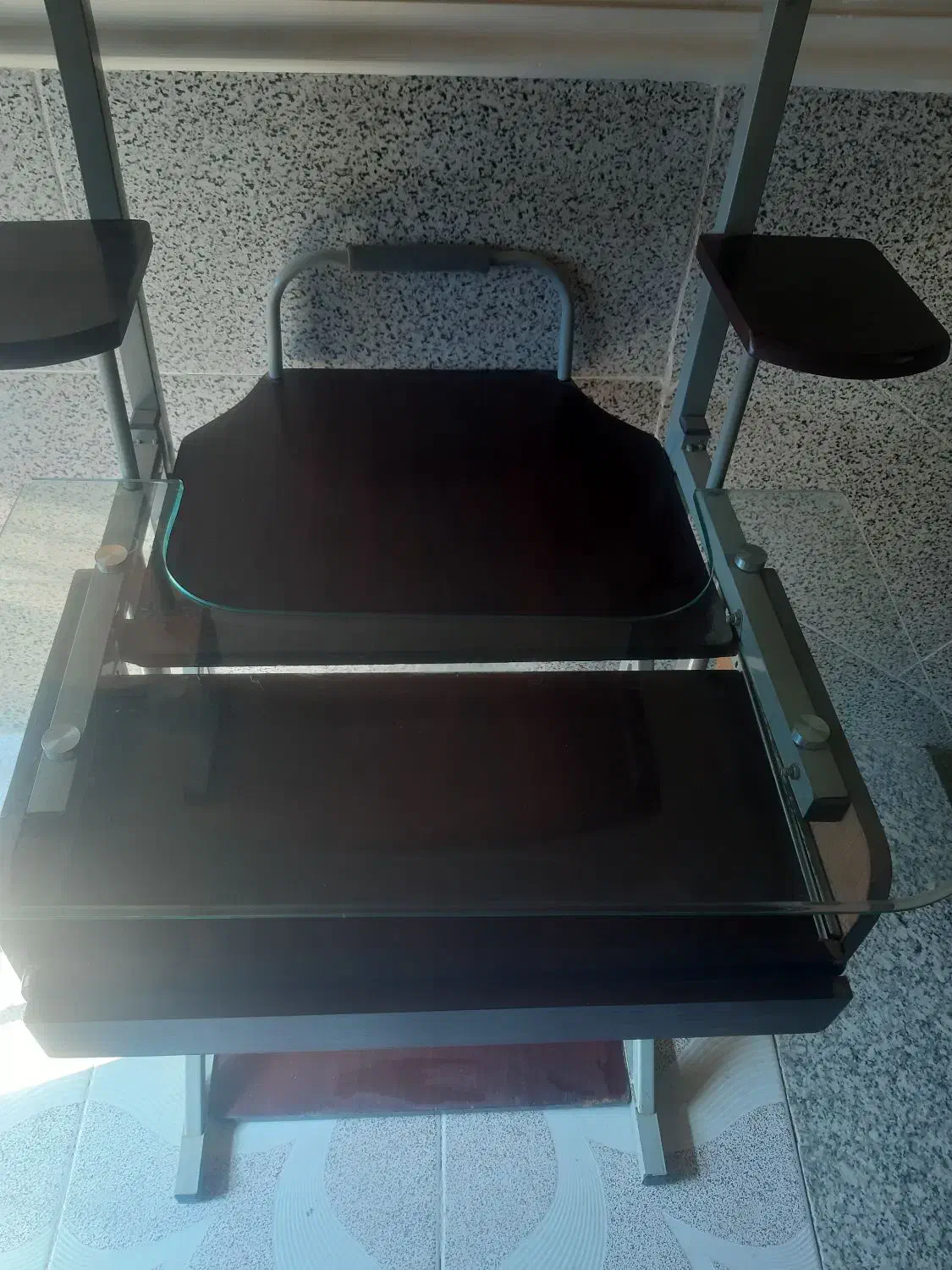 میز کامپیوتر|میز تحریر و کامپیوتر|فیروزآباد (فارس), |دیوار