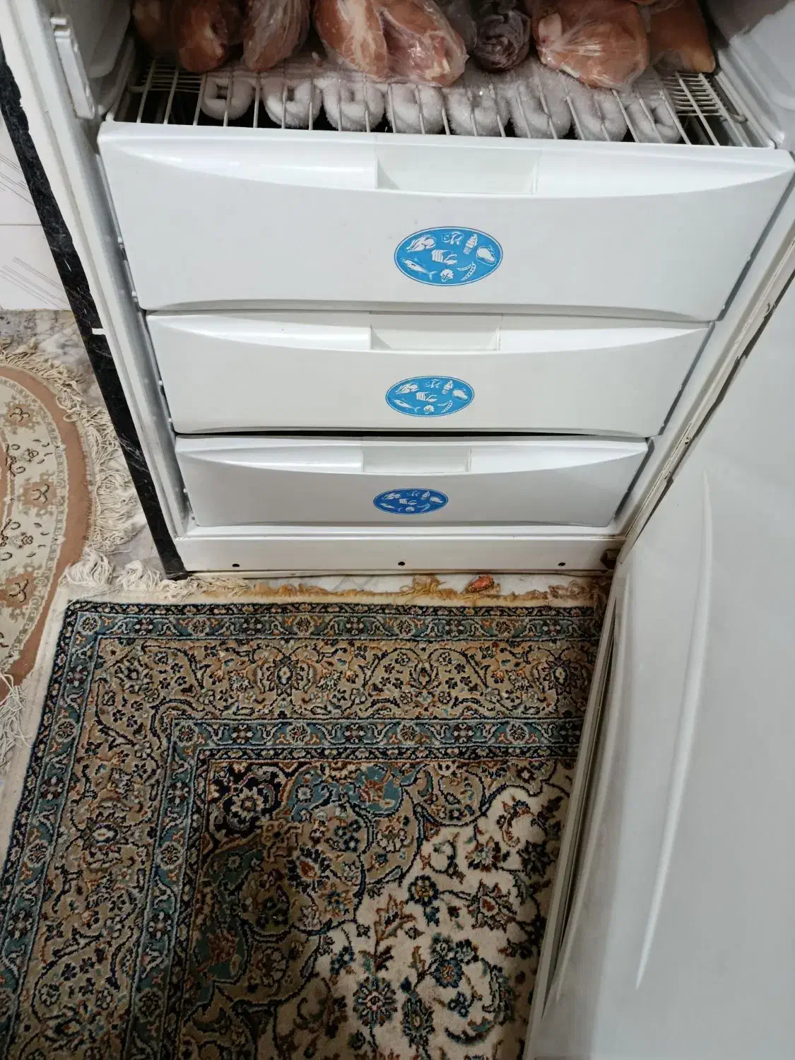 وسیله خونه با قیمت مناسب|فرش|کرج, فاز ۳ گوهردشت|دیوار