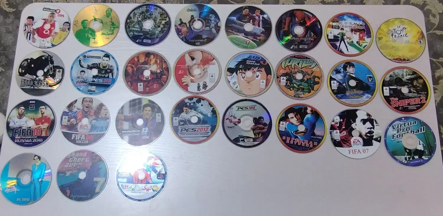 ۲۷ تا سی دی بازی پلی استیشن ۲ کاملا سالم|کنسول، بازی ویدئویی و آنلاین|بندر انزلی, زنبق|دیوار