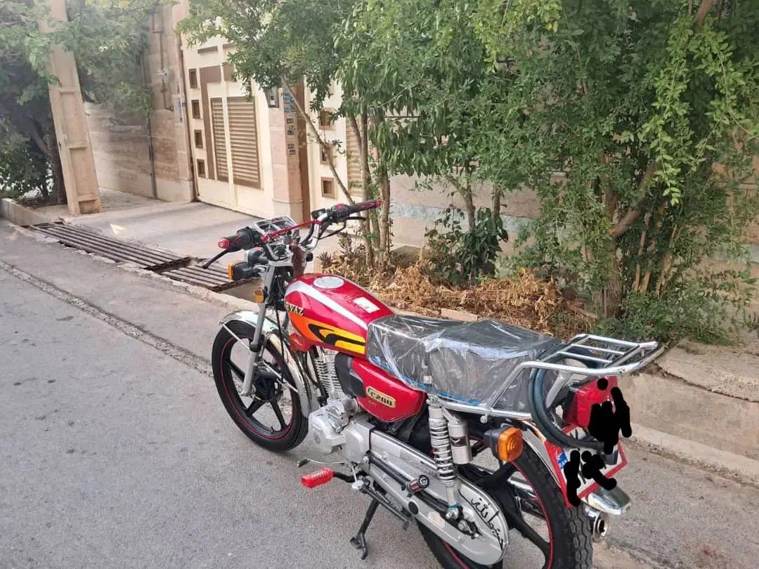 موتور ۲۰۰ پرواز|موتورسیکلت|صدرا-فارس, فاز ۱|دیوار