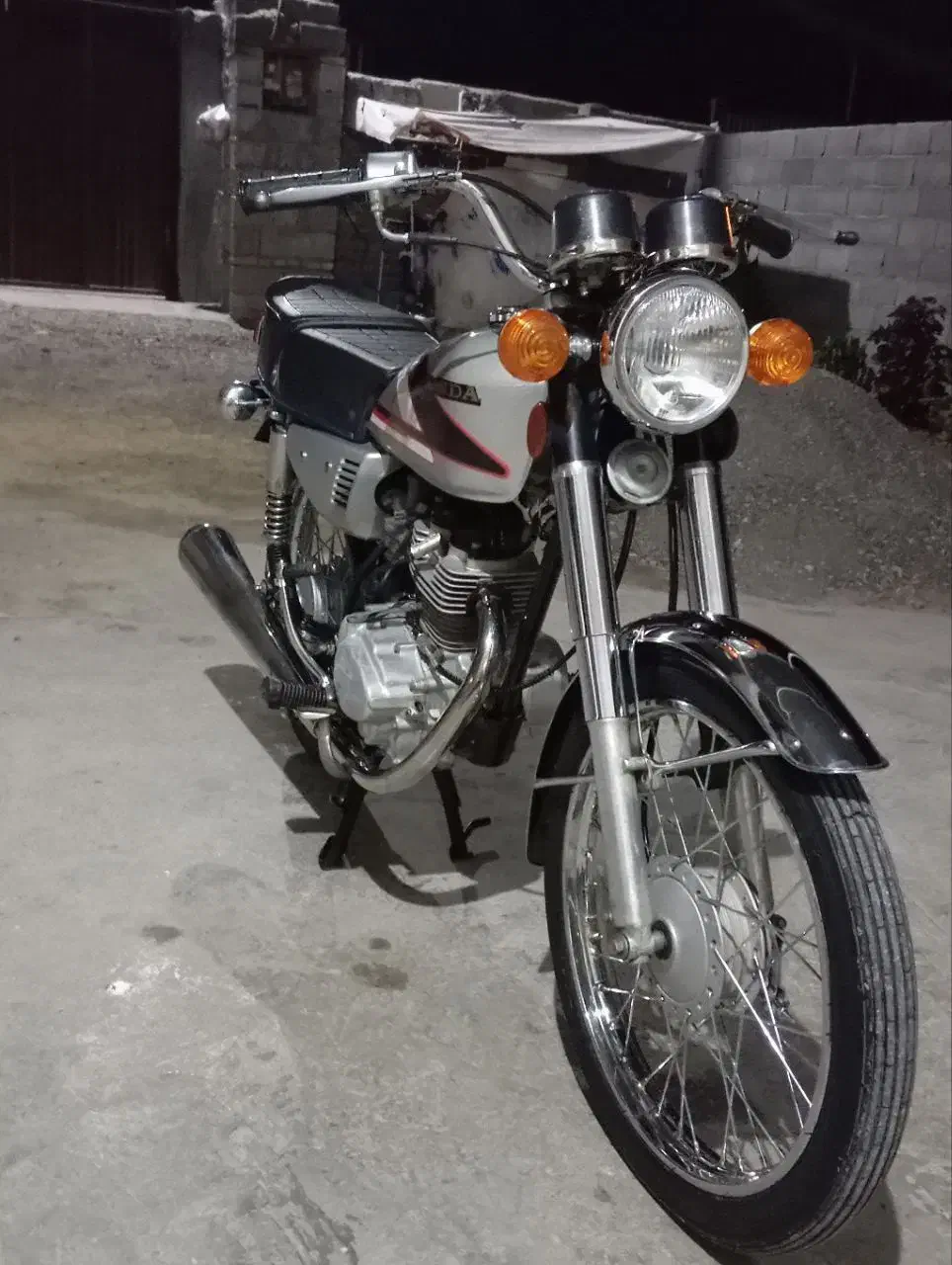 هوندا سی جی|موتورسیکلت|گمیشان, |دیوار